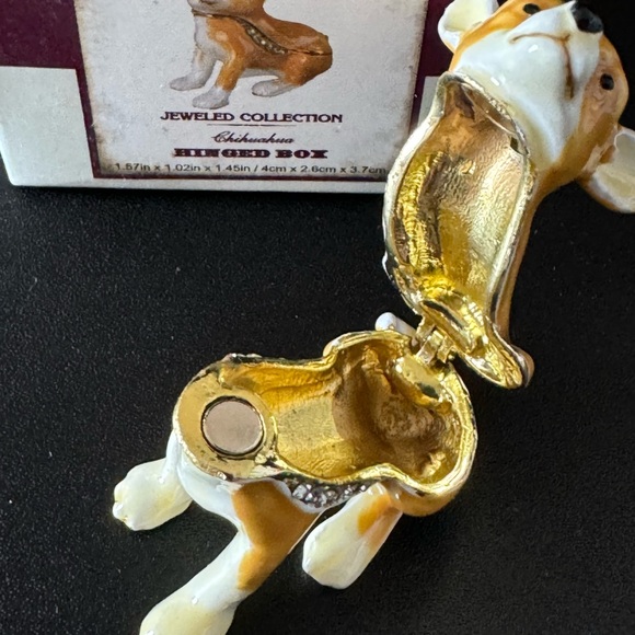 Jeweled Collection Hinged Ceramic Chihuahua Box - Picture 5 of 10